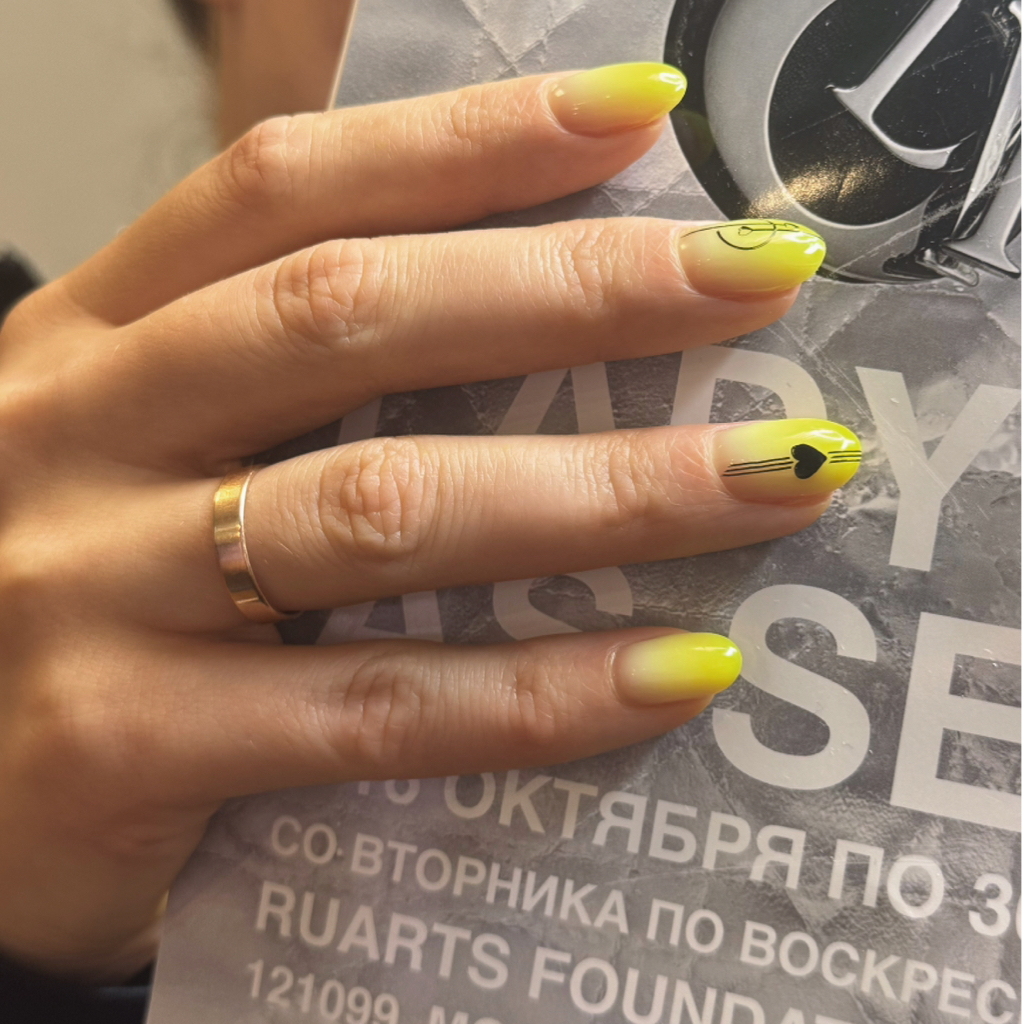 Маникюр с покрытием гель-лак +сложный дизайн / френч