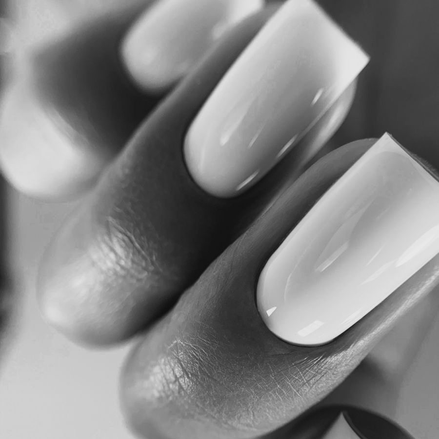 Маникюр с покрытием гель