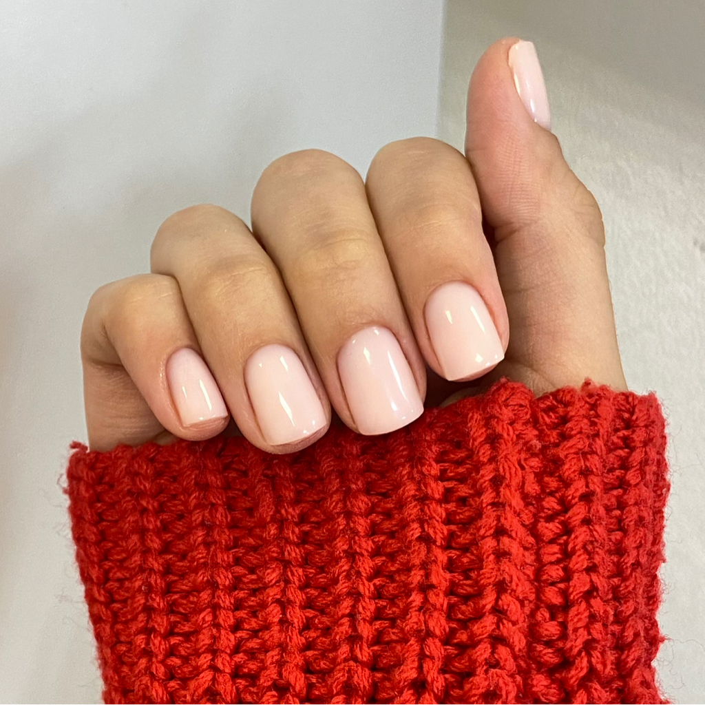 Маникюр с покрытием