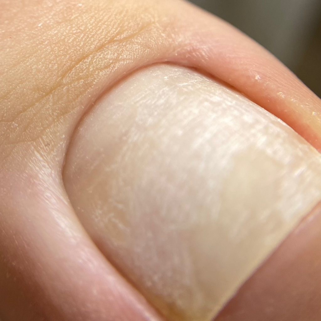 Педикюр обработка без покрытия (снятие входит в стоимость)