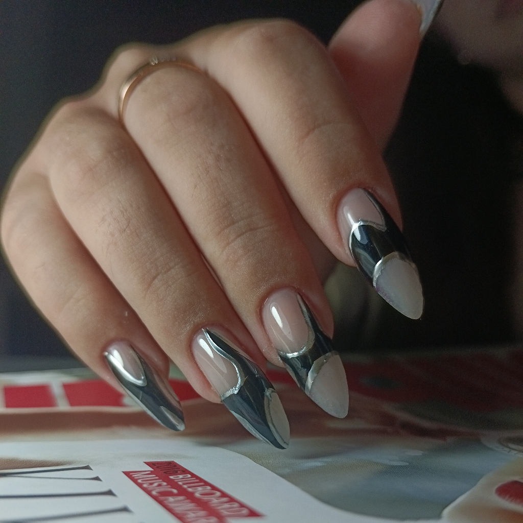 Маникюр с укреплением гелем