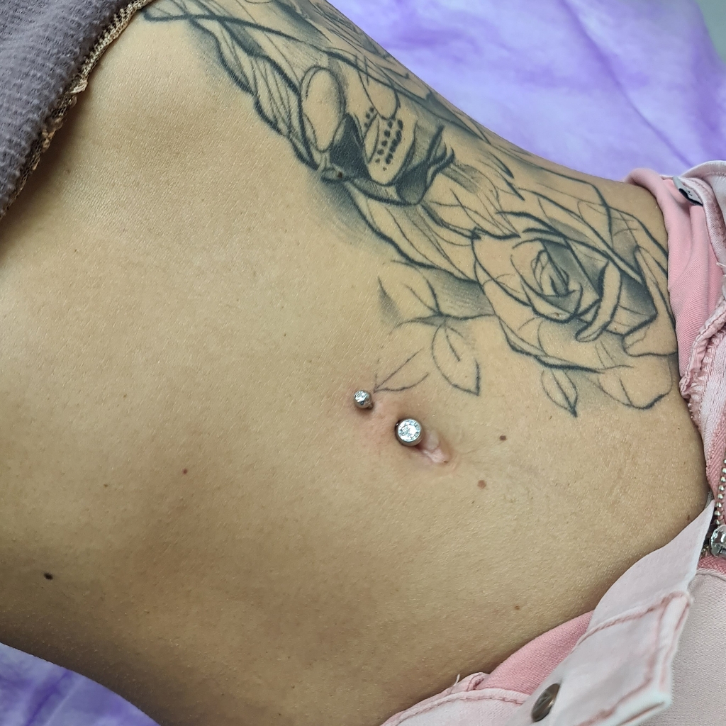 Прокол пупка