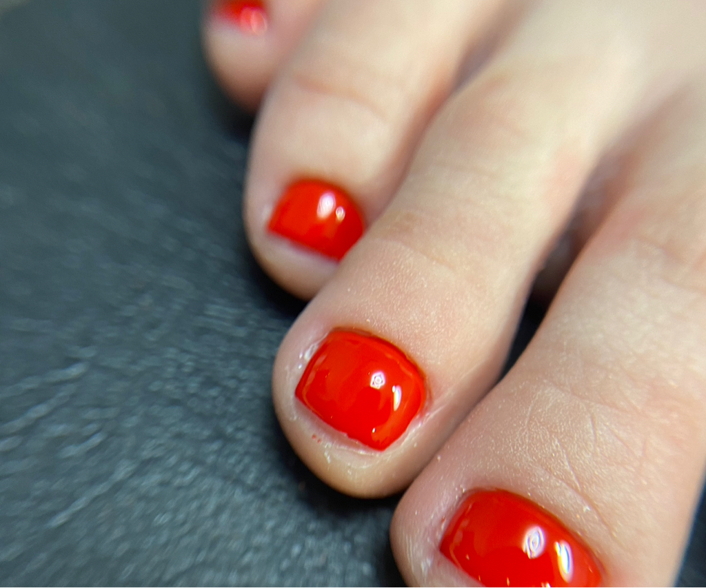 Педикюр пальчики с покрытием гель лак