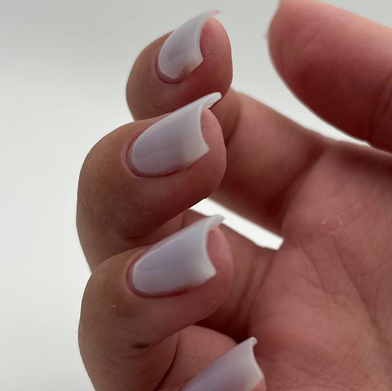 Маникюр с покрытием