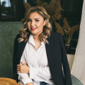 Вебер Зарина