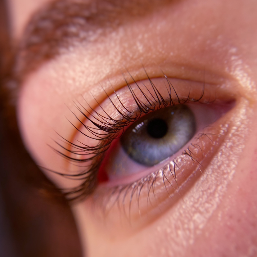 Окрашивание ресниц