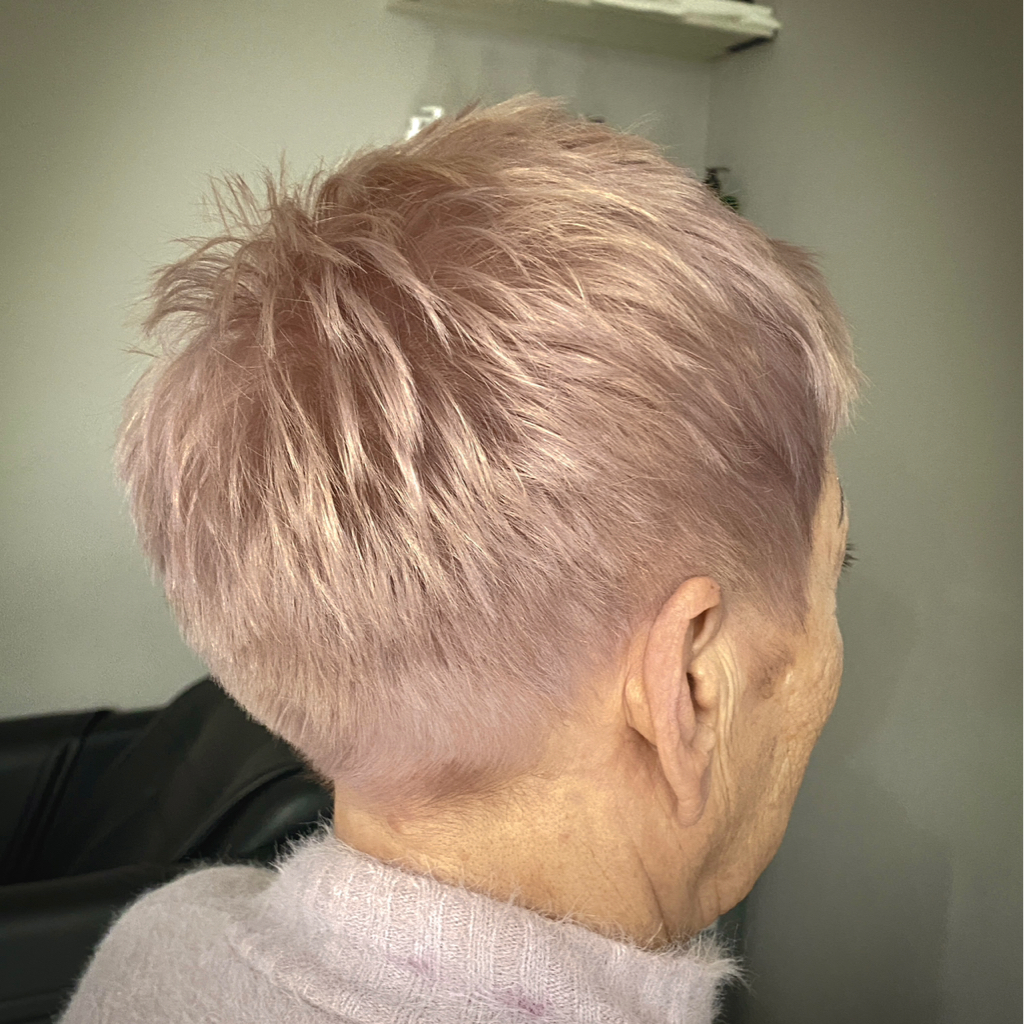 Женская стрижка