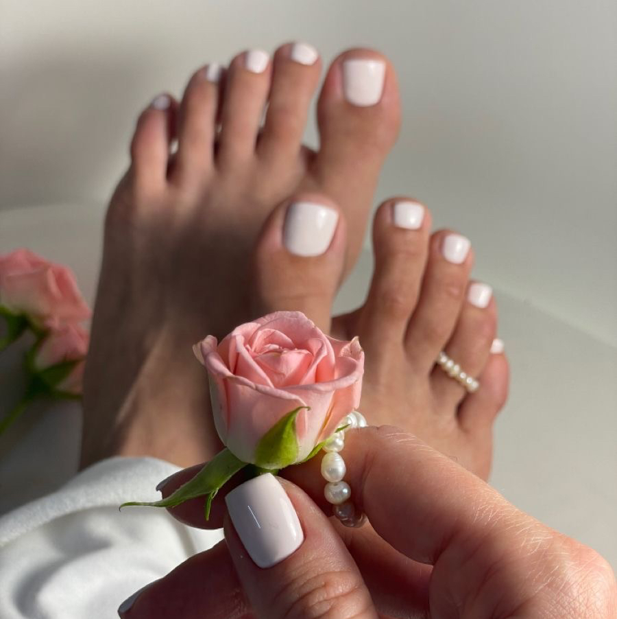 Маникюр+педикюр