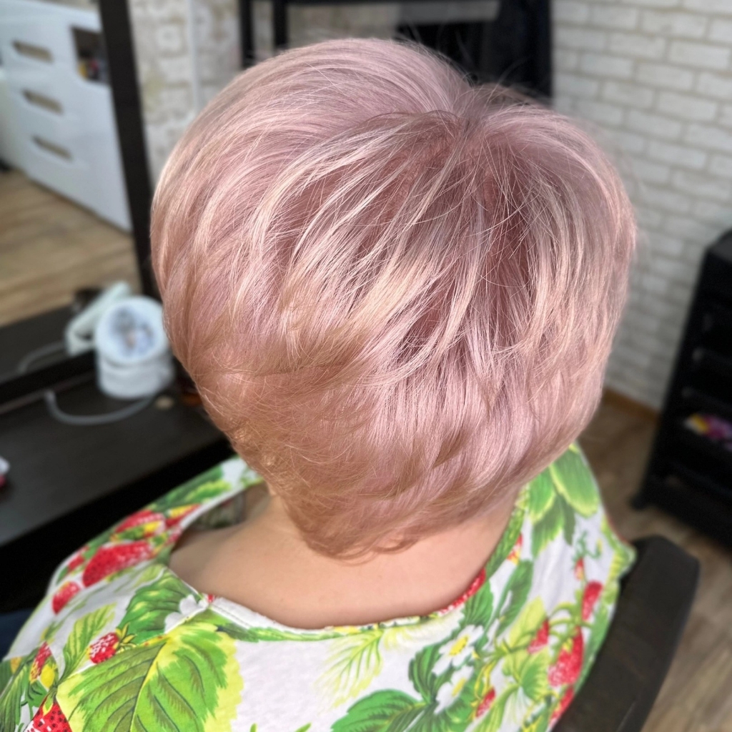 Стрижка женская