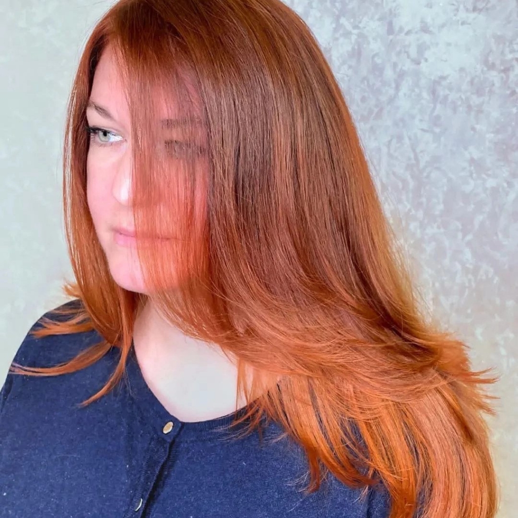 Однотонное окрашивание красителем Matrix(очень длинные/густые)