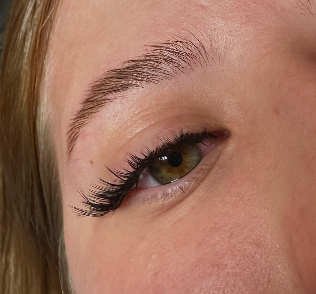 Наращивание ресниц 1,5D