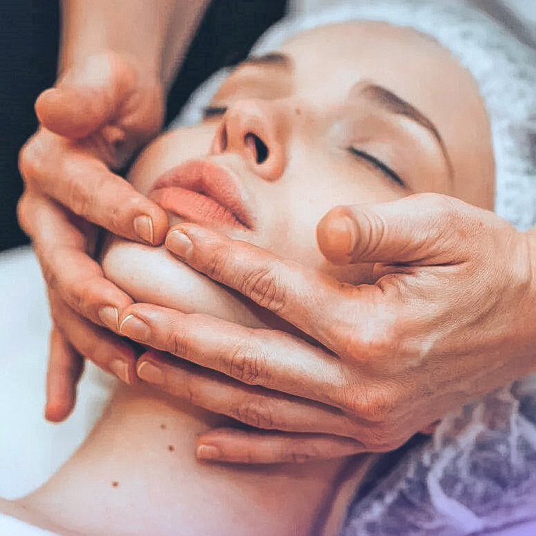 Массаж лица