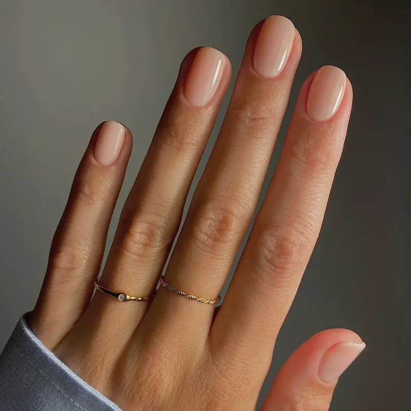Classic manicure with Gel Polish-Классический маникюр с гель-лаком