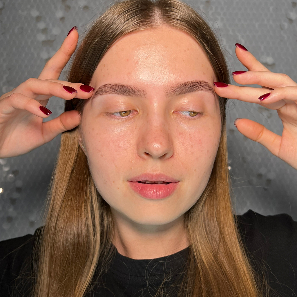 Оформление бровей ( коррекция/окрашивание)