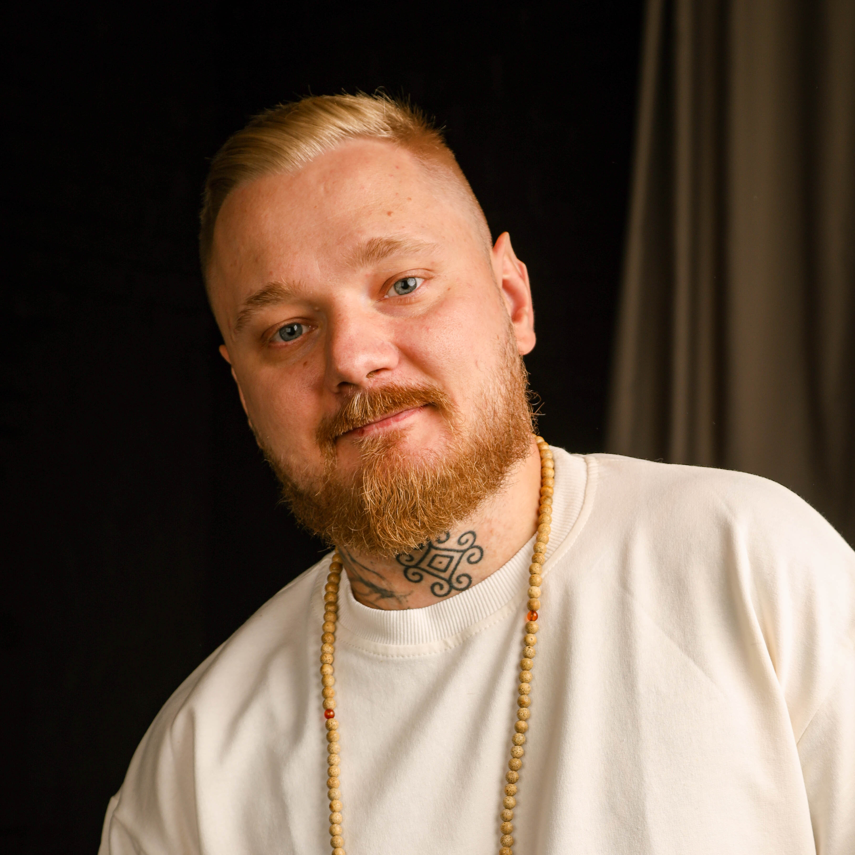 Леонов Даниил