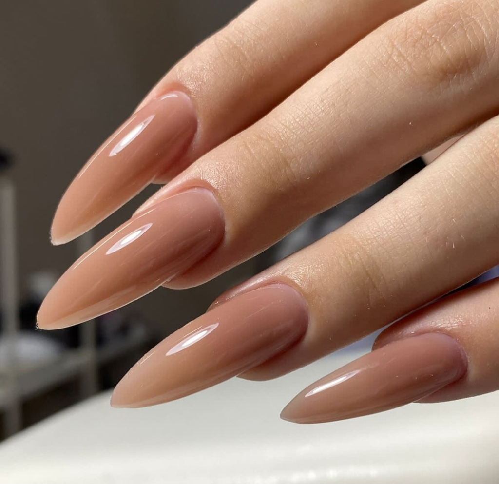 Коррекция наращенных ногтей от 2мм (Топ мастер)