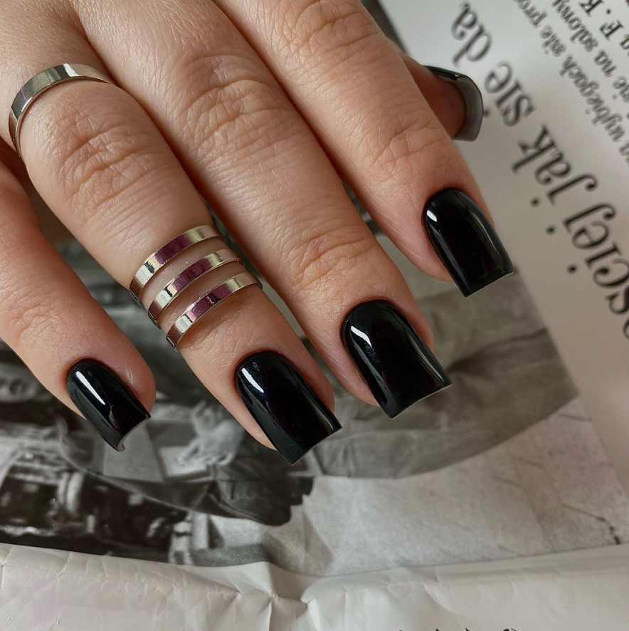 Пакет мини (коррекция ногтей с минимальной длиной и однотонным покрытием)