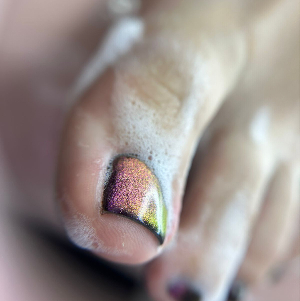 Педикюр женский( покрытие только пальчики)