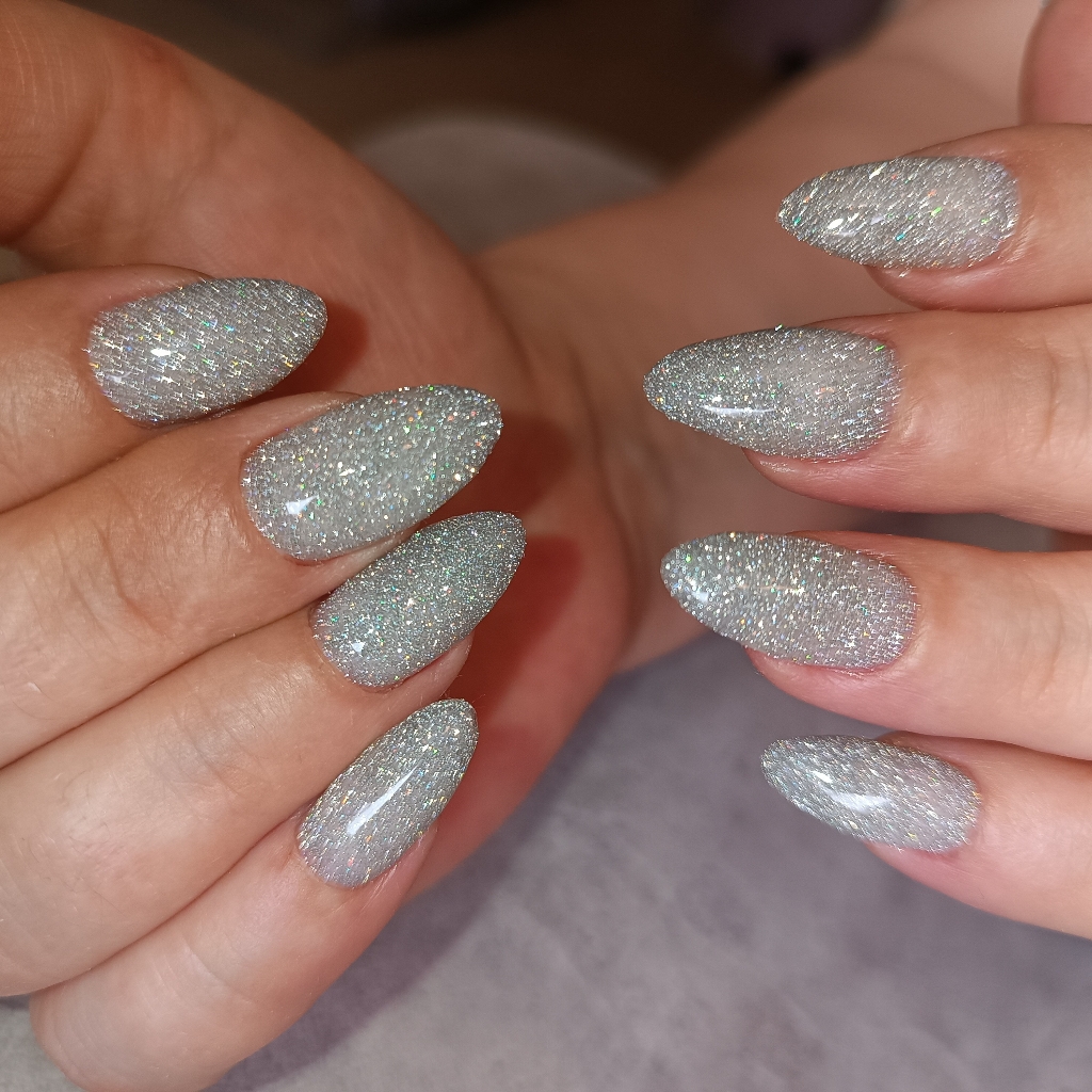 коррекция нарощенных ногтей