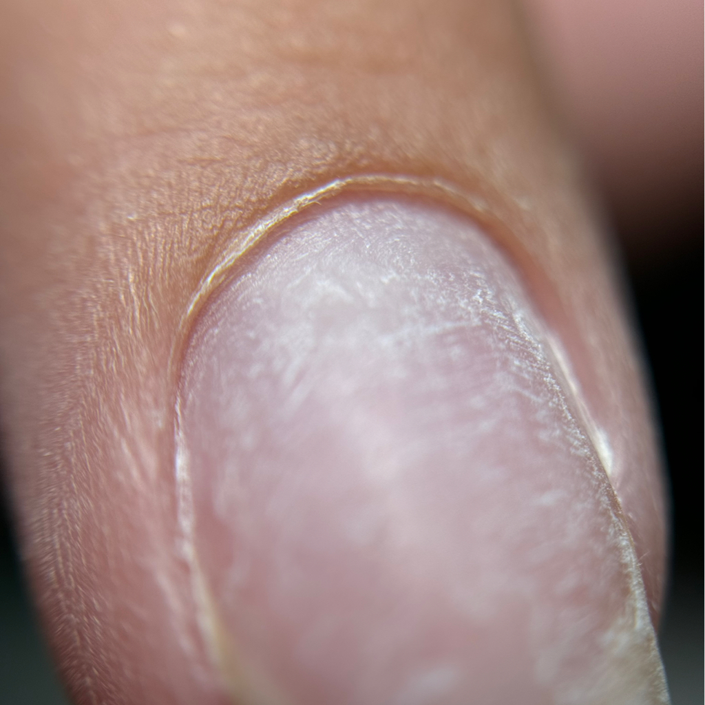 Маникюр без покрытия