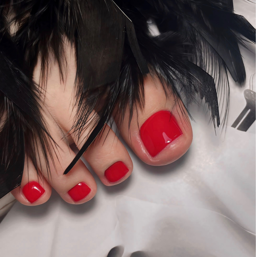 Педикюр+гель-лак (без обработки пяток)