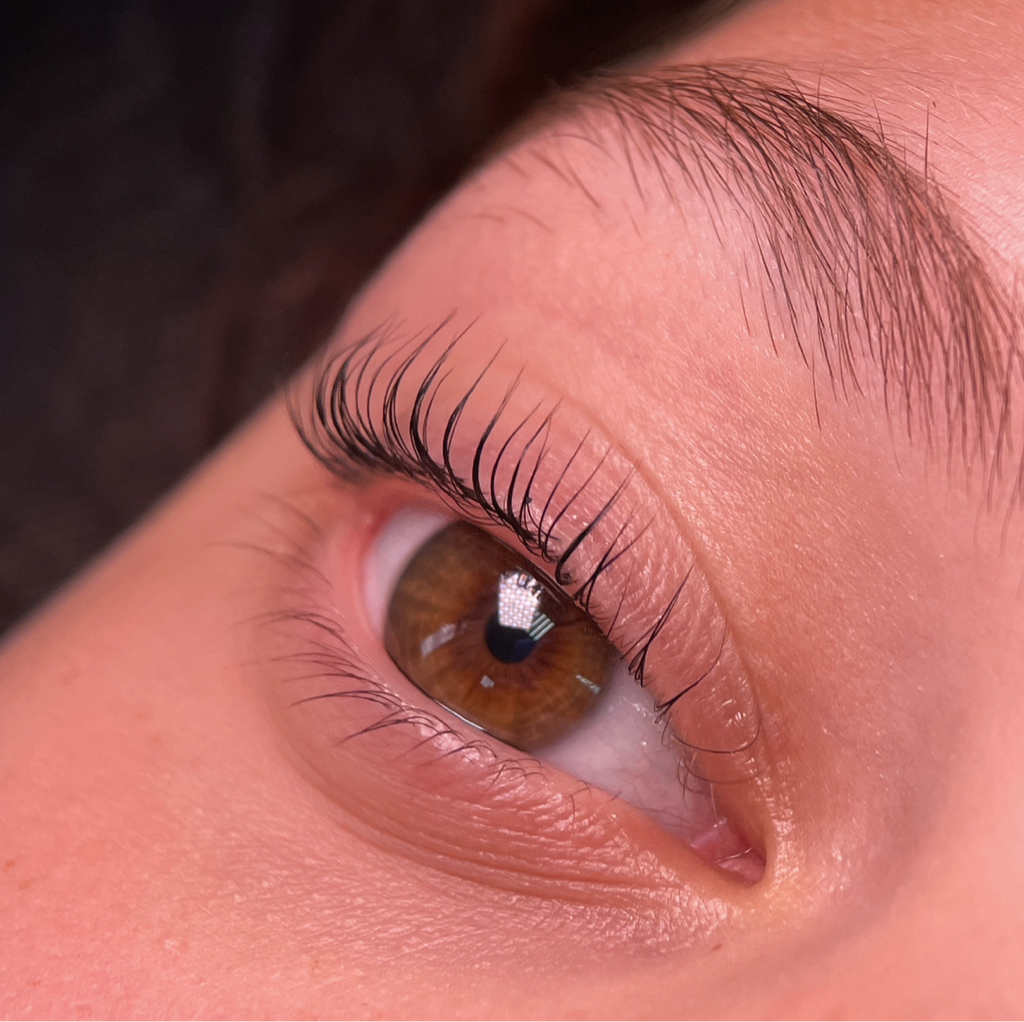 Ламинирование ресниц