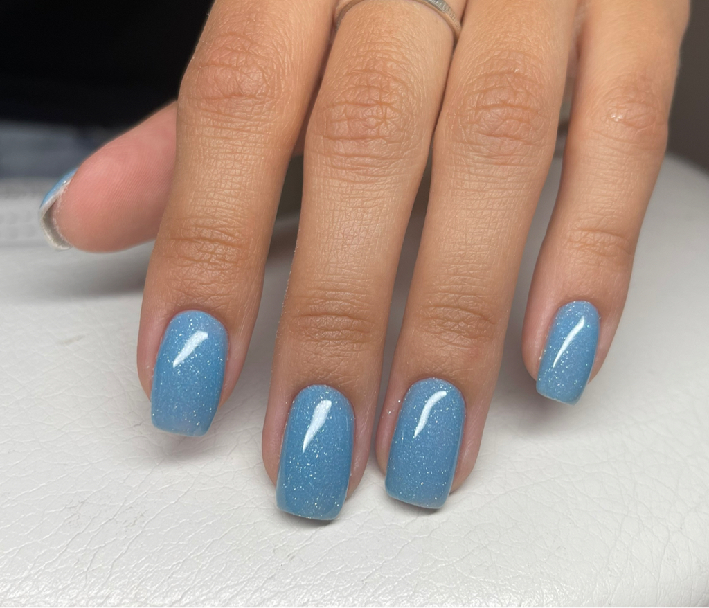 Маникюр с покрытием (однотонный)