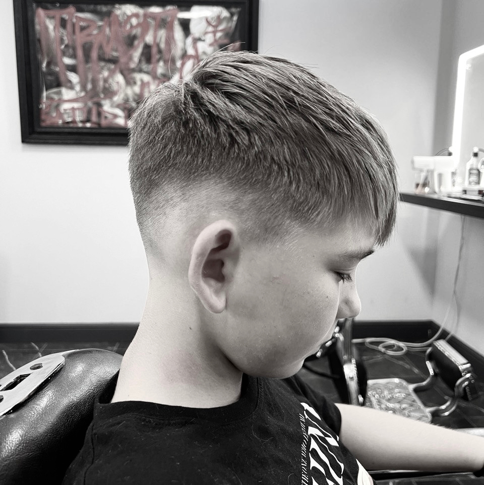Детская стрижка( до 10 лет)