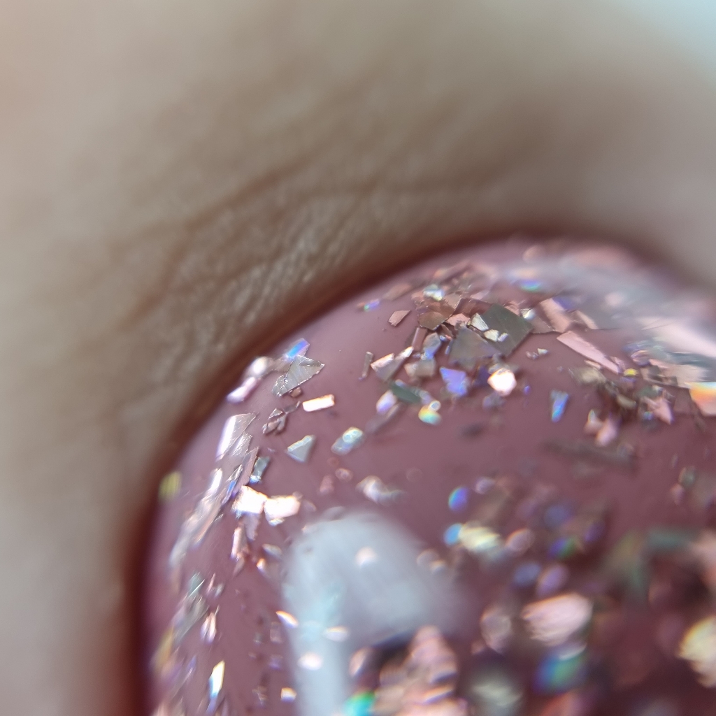 Обработка пальцев и покрытие (гель-лак)