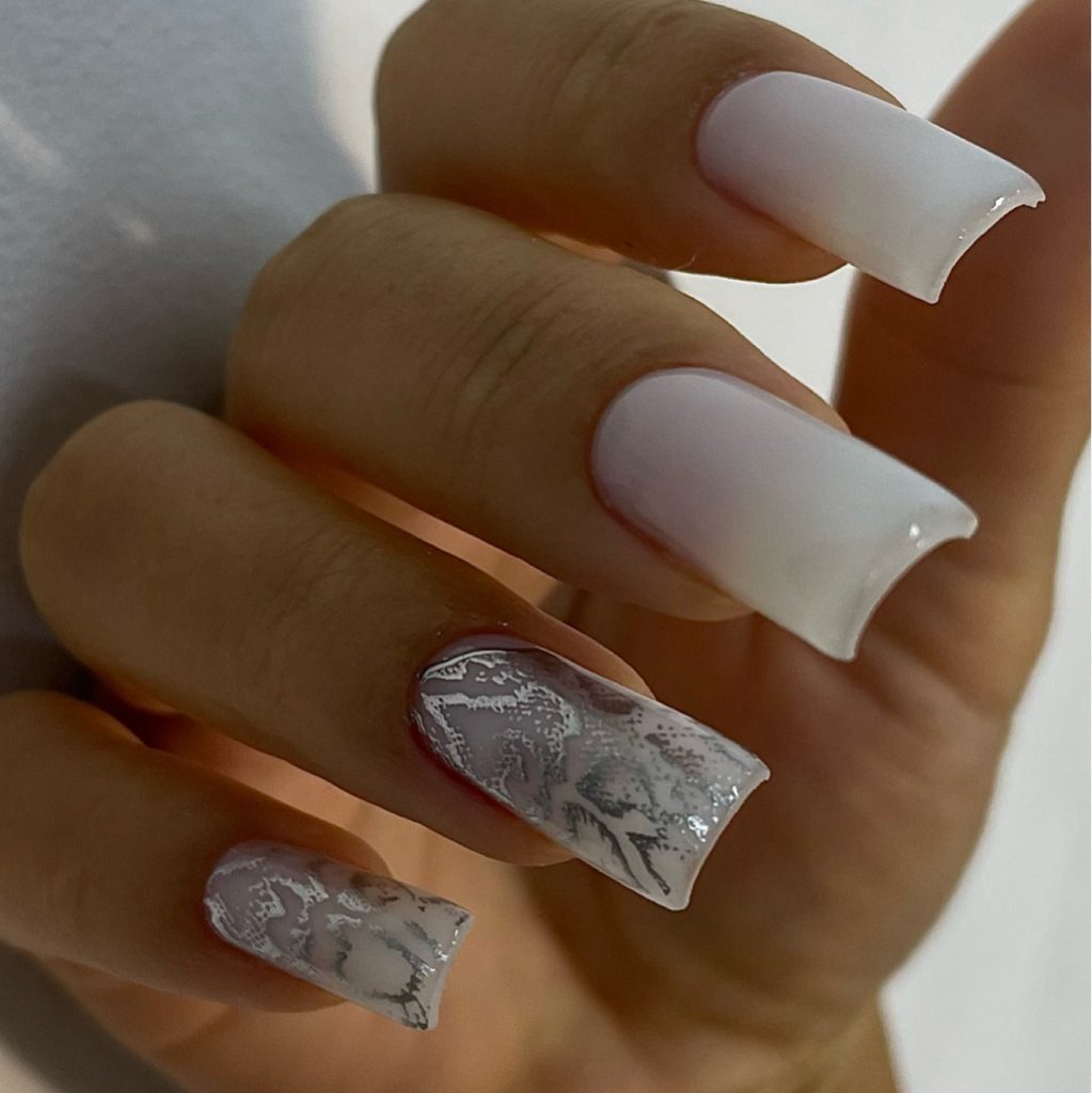 Маникюр с покрытием гель-лак