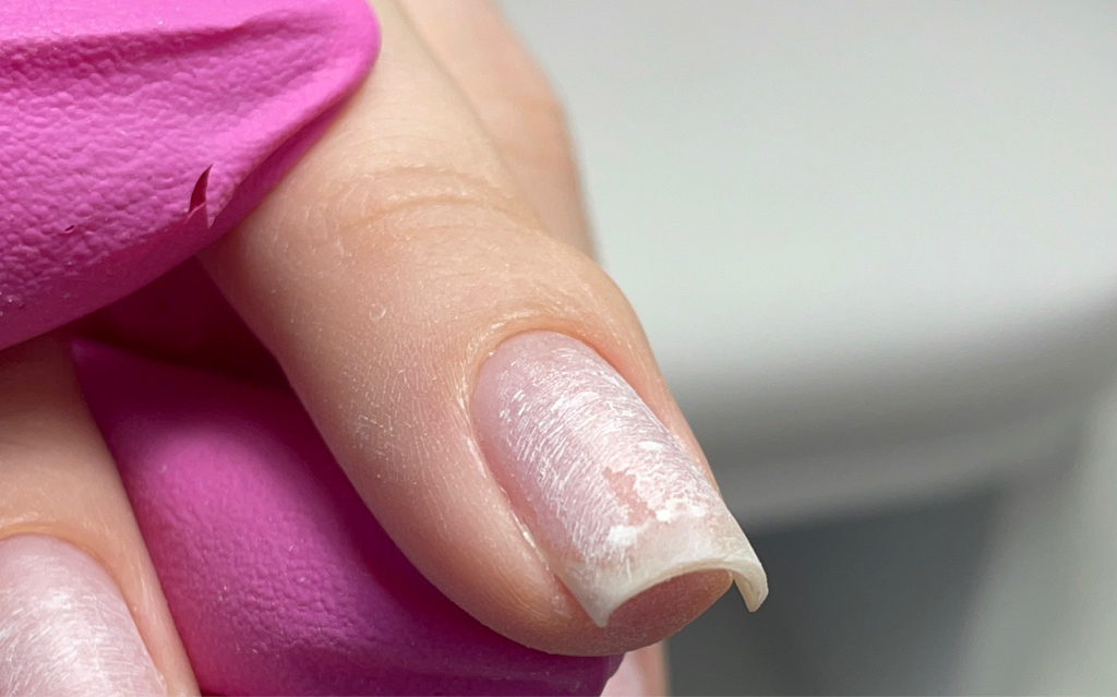 Маникюр без покрытия