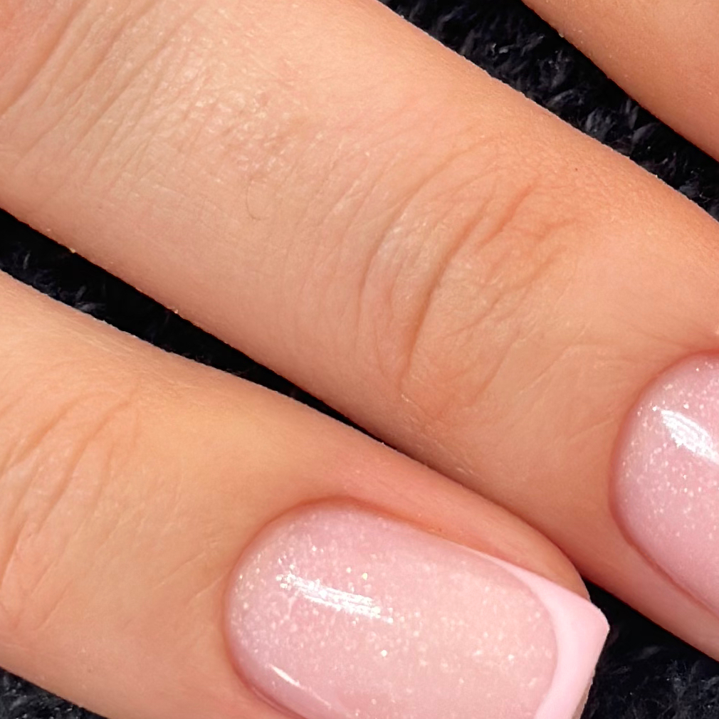 Маникюр комбинированный