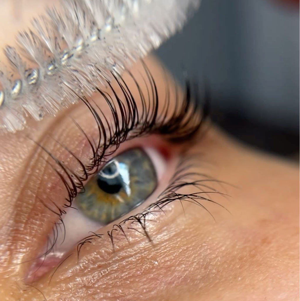 Ламинирование ресниц (+окрашивание)