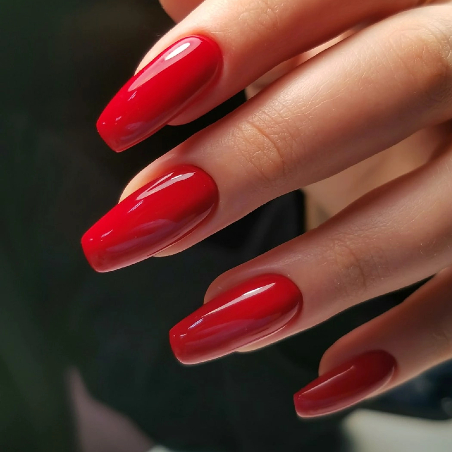 Маникюр+укрепление гелем+гель-лак (однотонное покрытие)