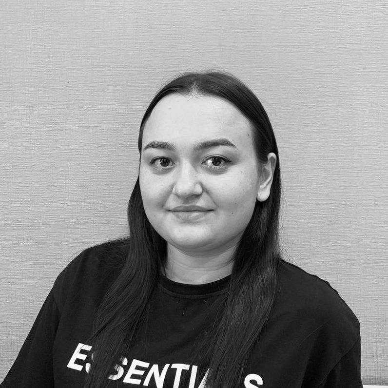 Хостова Камилла