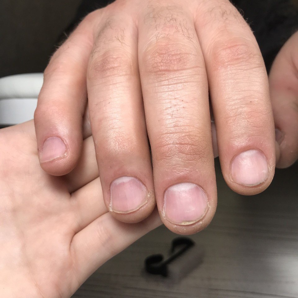 Маникюр мужской