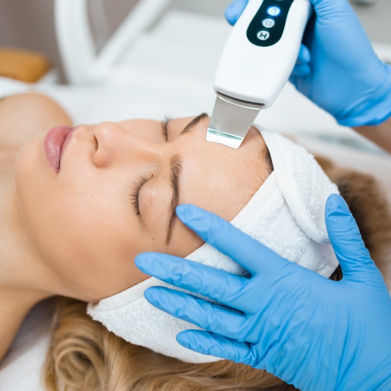 Ультразвуковая чистка лица