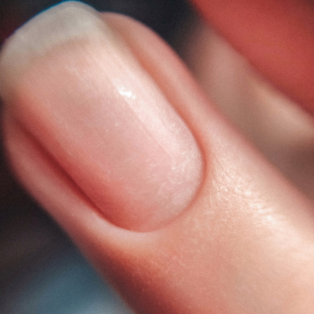 Снятие чужого материала на руках (без дальнейшего покрытия)