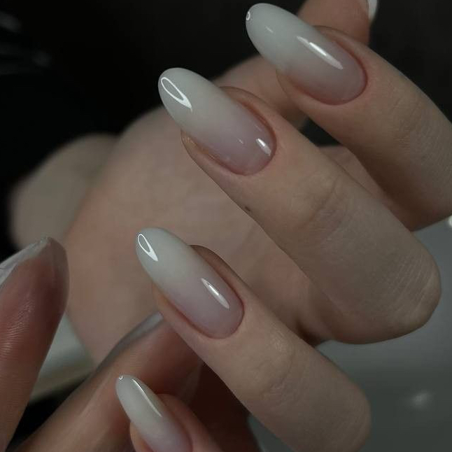 Наращивание (моделирование) ногтей с покрытием