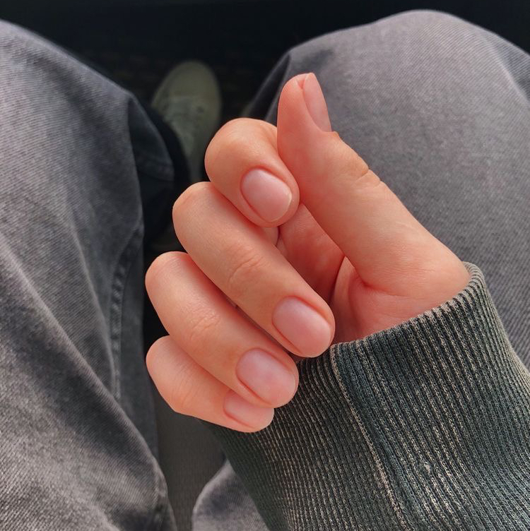 Комбинирований маникюр без покрытия