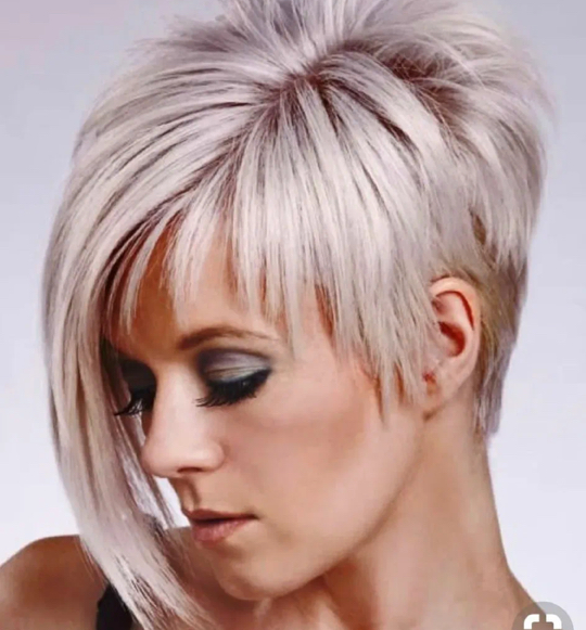 Женская креативная стрижка+ мытьё