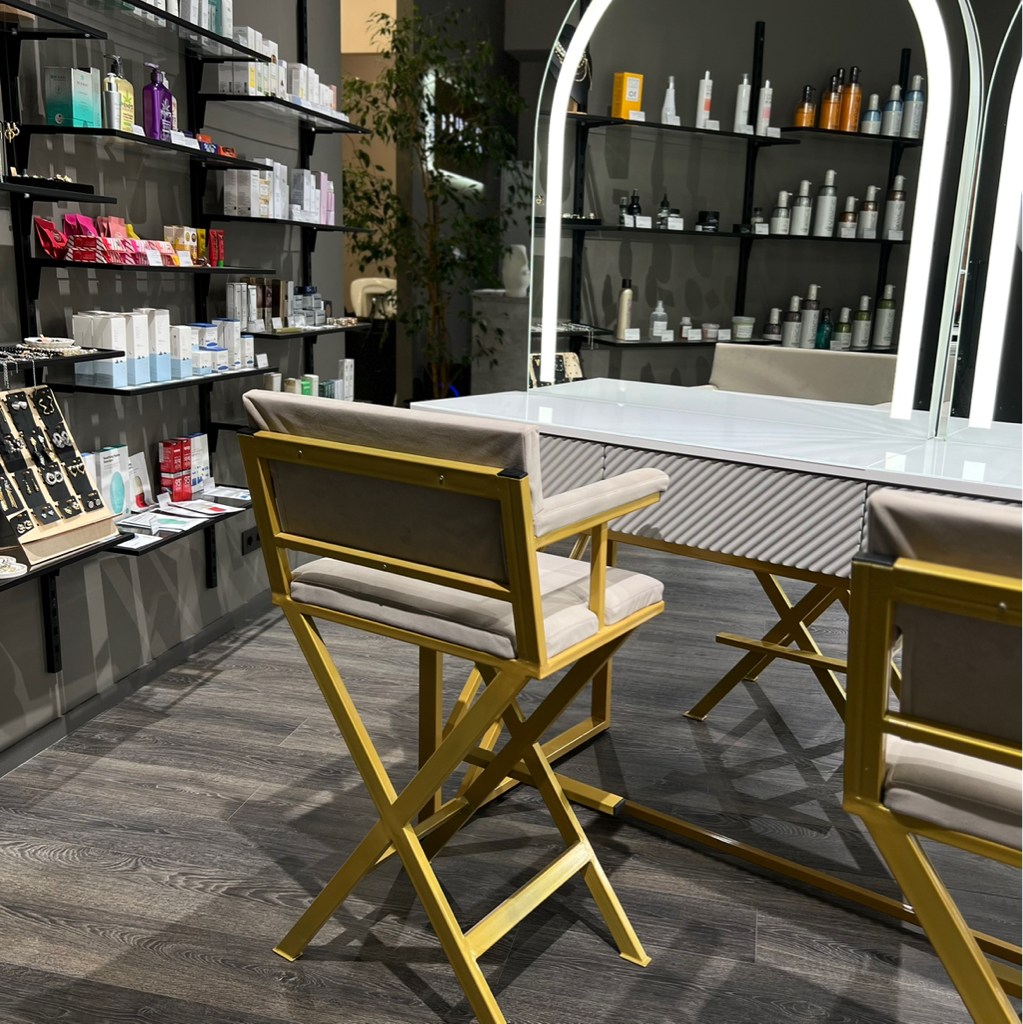 №5 Гримерное место