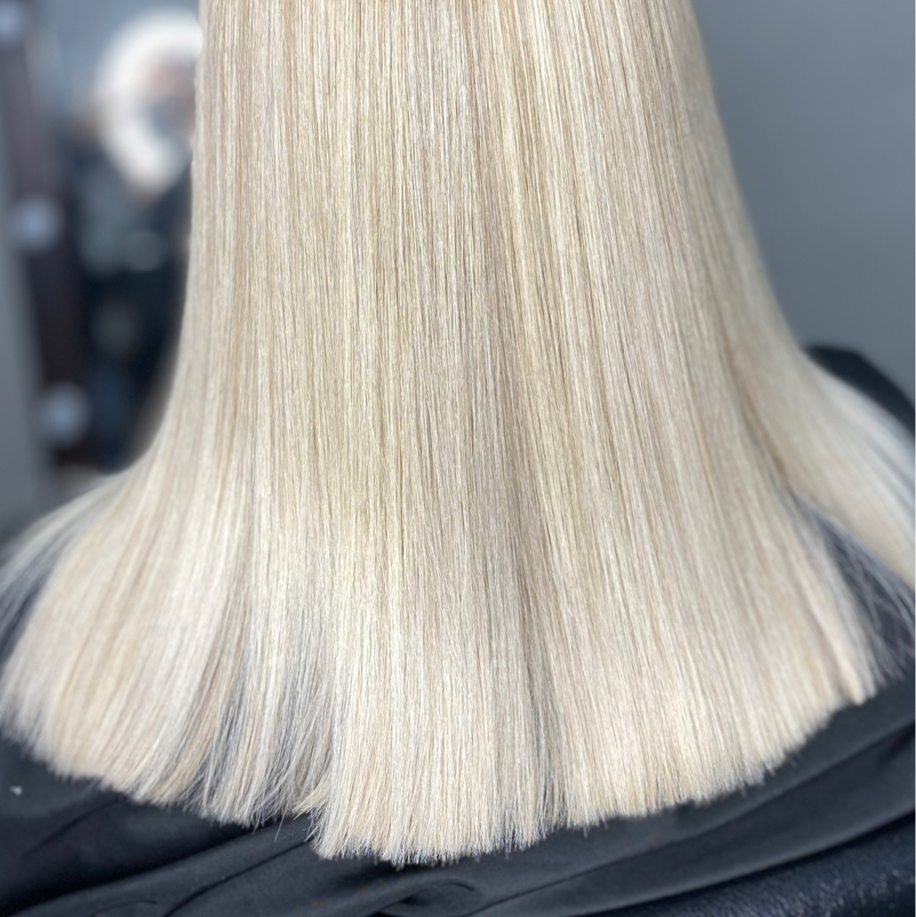 Обесценивание корней TOTAL BLOND