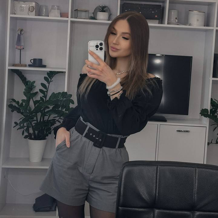 Долженкова Валерия