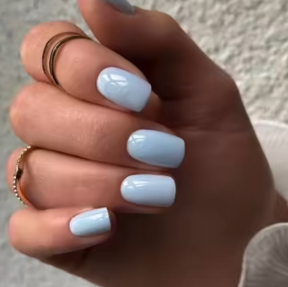 Маникюр с покрытием (nude, цвет)