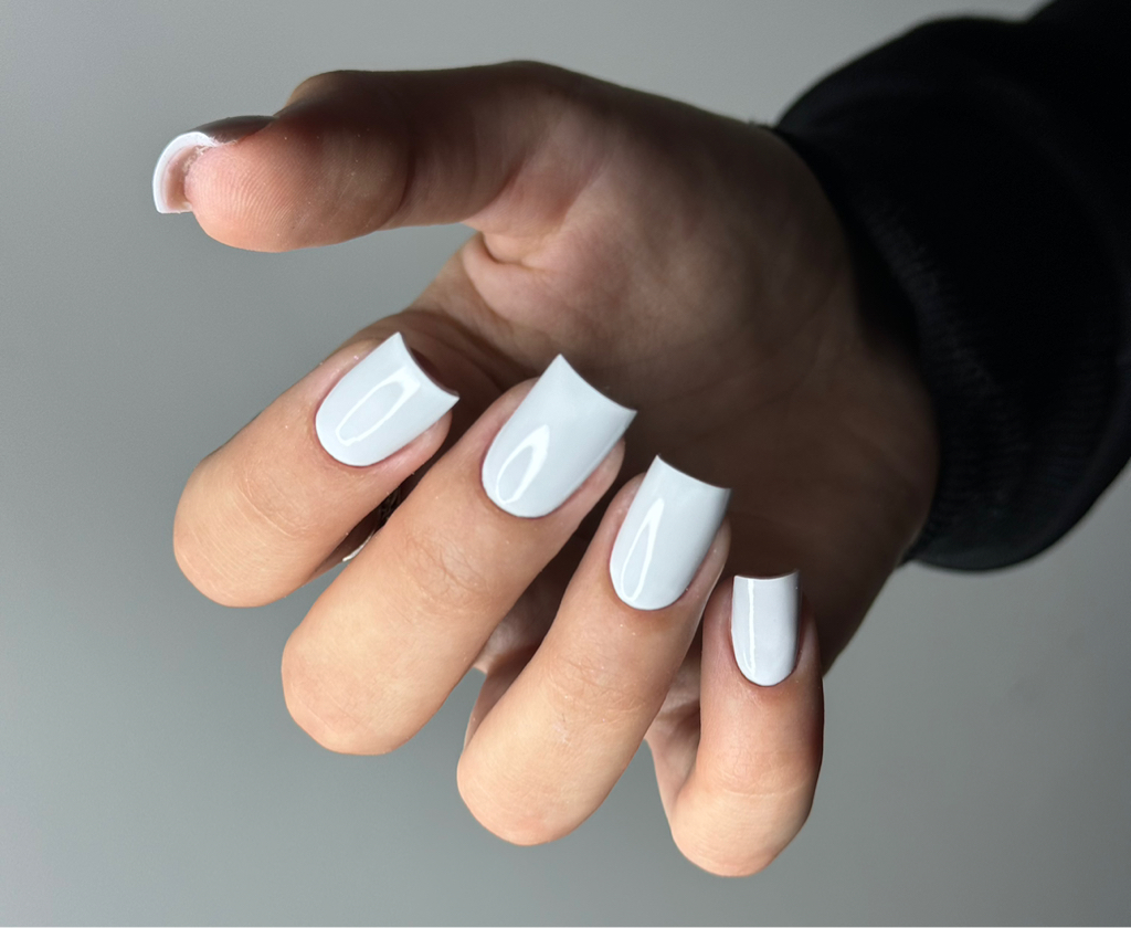 Маникюр с покрытием