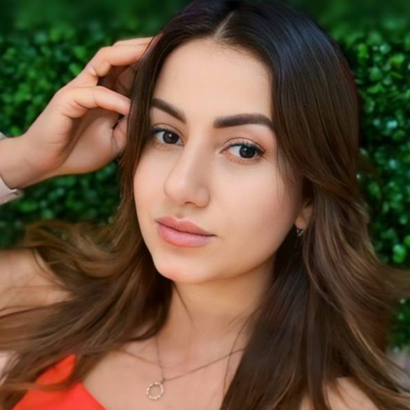 Абрамян Венера