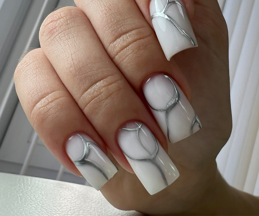 Сложная конструкция с восстановлением длинные ногти от 3