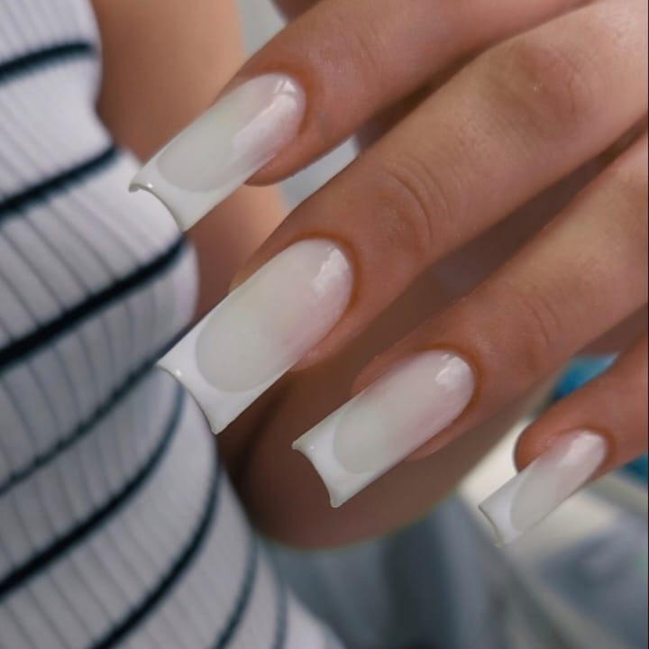 Наращивание ногтей  верхние формы