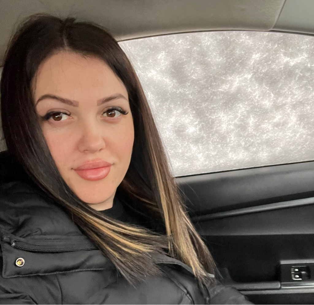 Ева